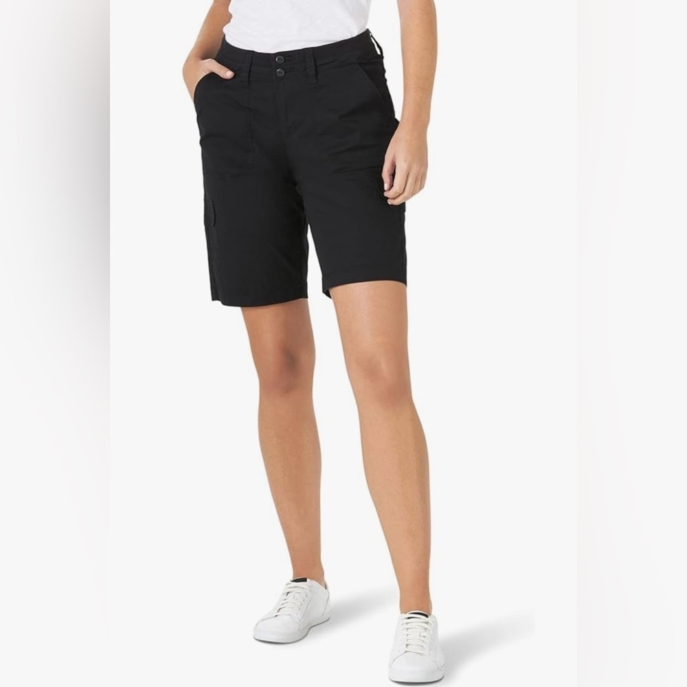 NWT Lee Relaxed Fit Avey Knit Waist Bermuda Short Black Size 8 (Medium)
